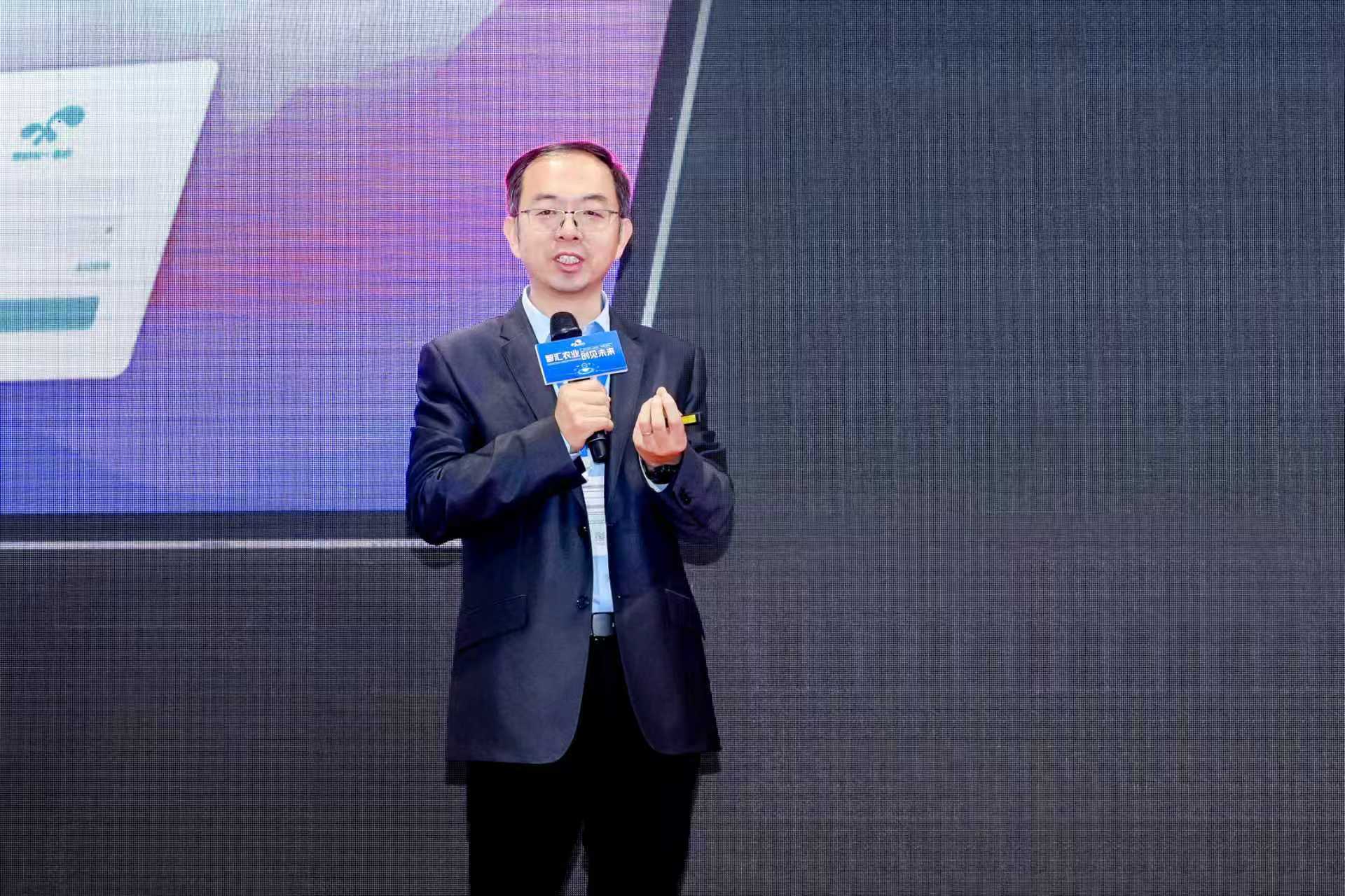 808bd420-dc6f-4c02-896c-6b81102dacd6